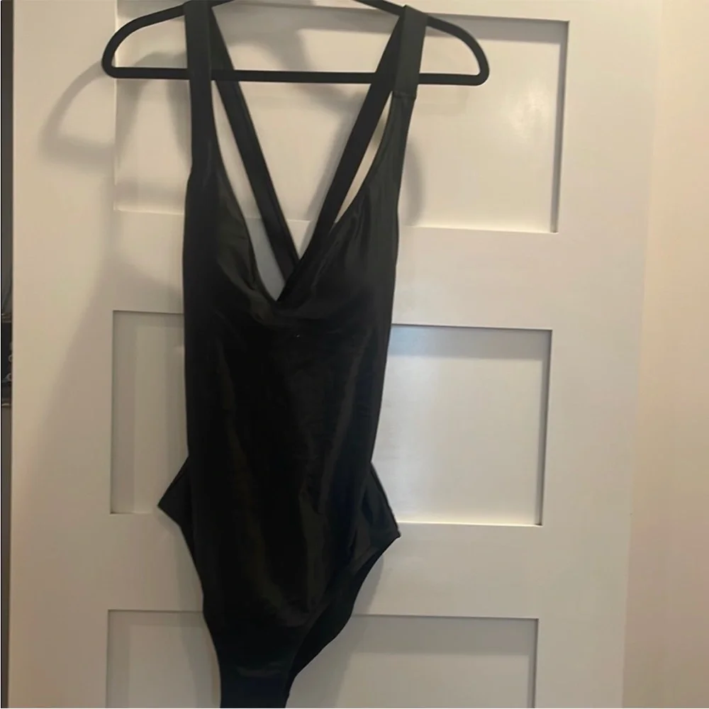 J. Crew High-Support Cross-Back One-Piece Swimsuit | Size 8 Long Torso - Picture 4 of 9